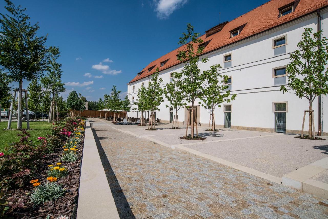 Velké Pavlovice Lotrinsky Hotel מראה חיצוני תמונה